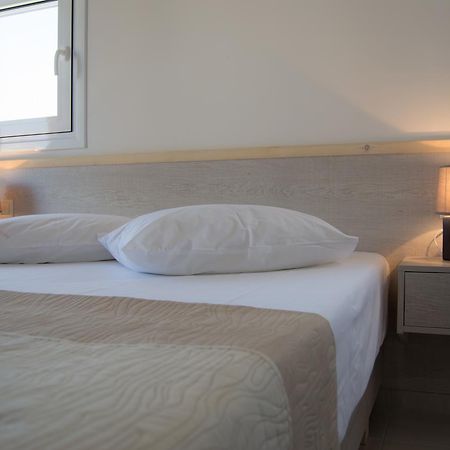 Sirena Superior Aparthotel Agia Pelagia  Exterior foto